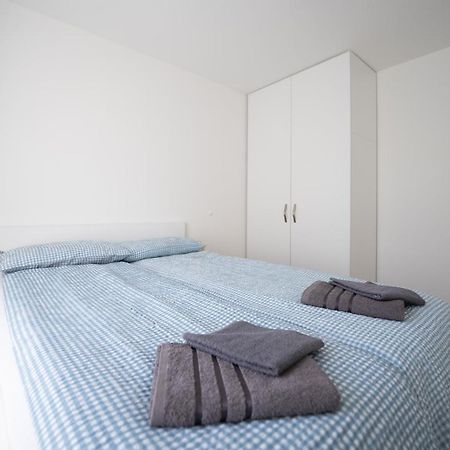 Tramontana And Maestral Apartment Izola Exterior photo