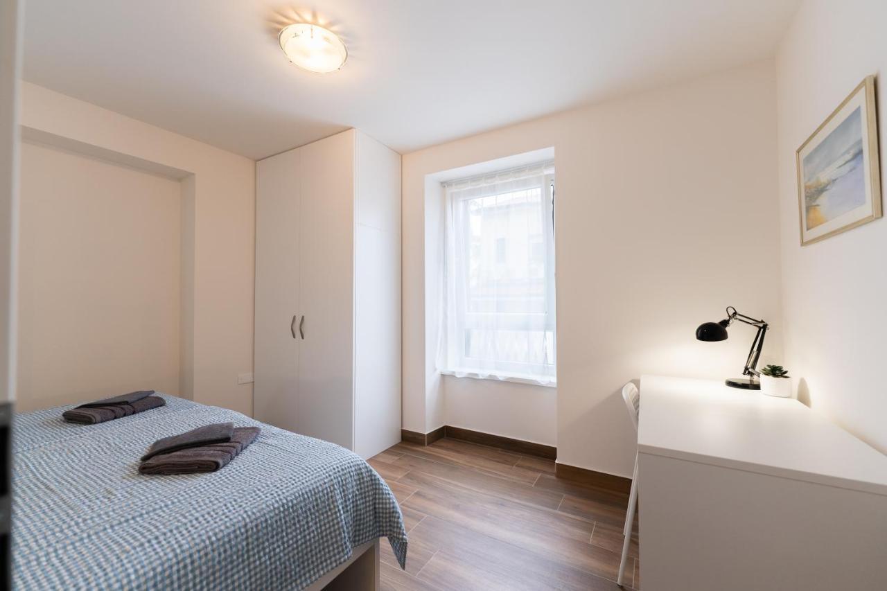 Tramontana And Maestral Apartment Izola Exterior photo